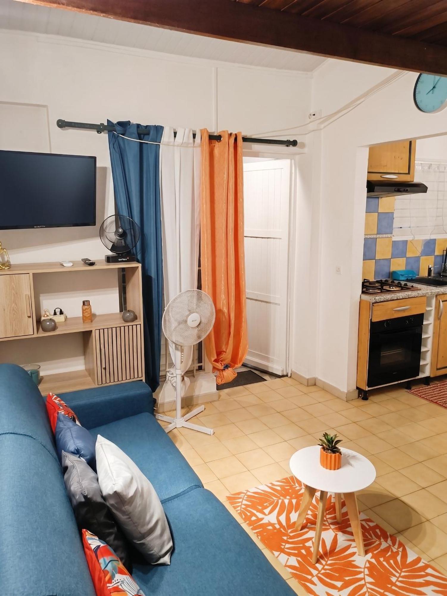 Bungalow accueillant à La Trinité, 47 m², véranda charmante