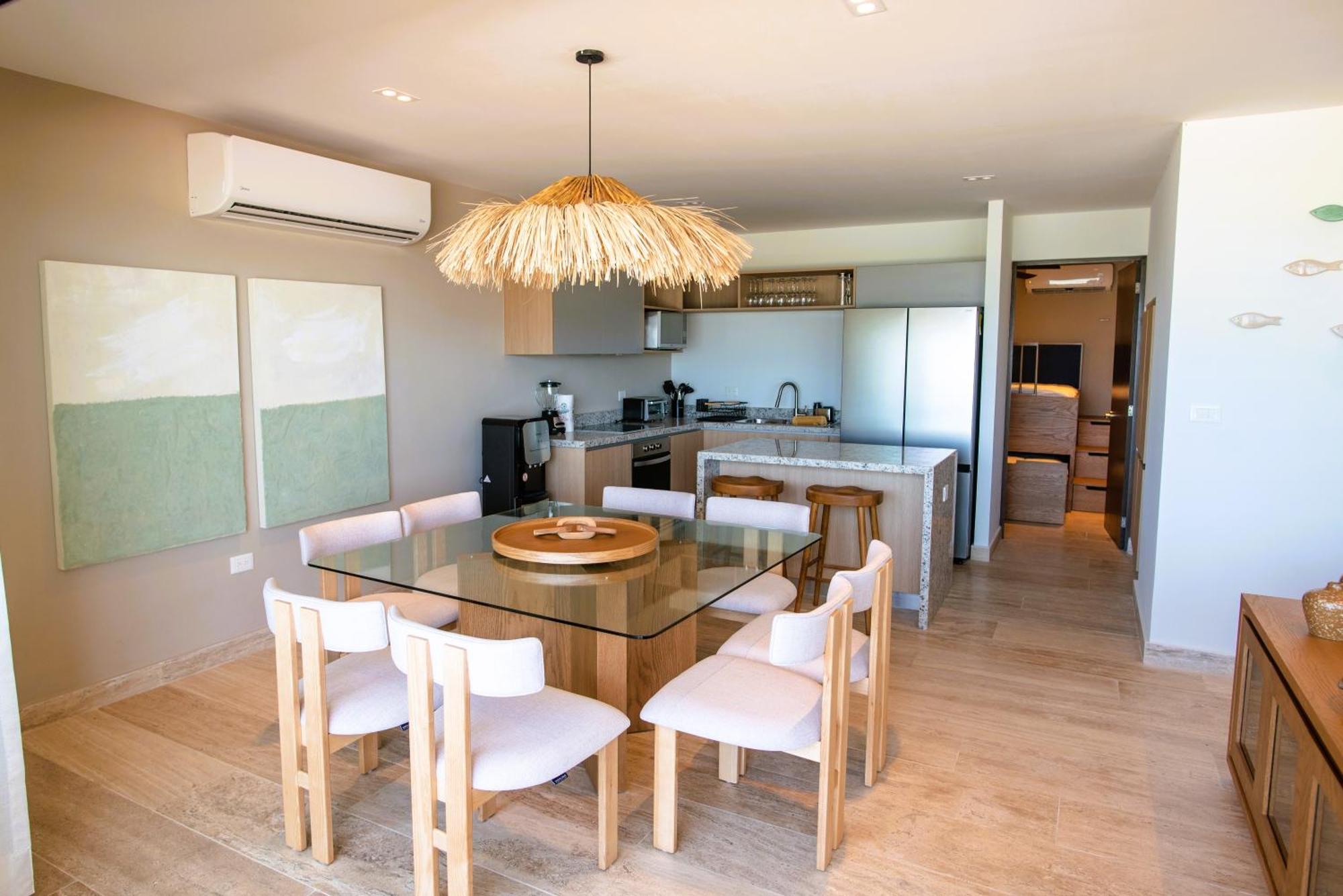 Splendid 3BR beachfront villa for 9 Yucalpeten Marina Resort, foto 9