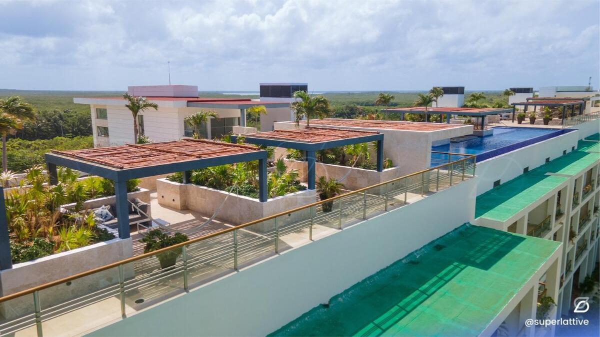 Deluxe 2B Marine View with Private Beach, imagen 2