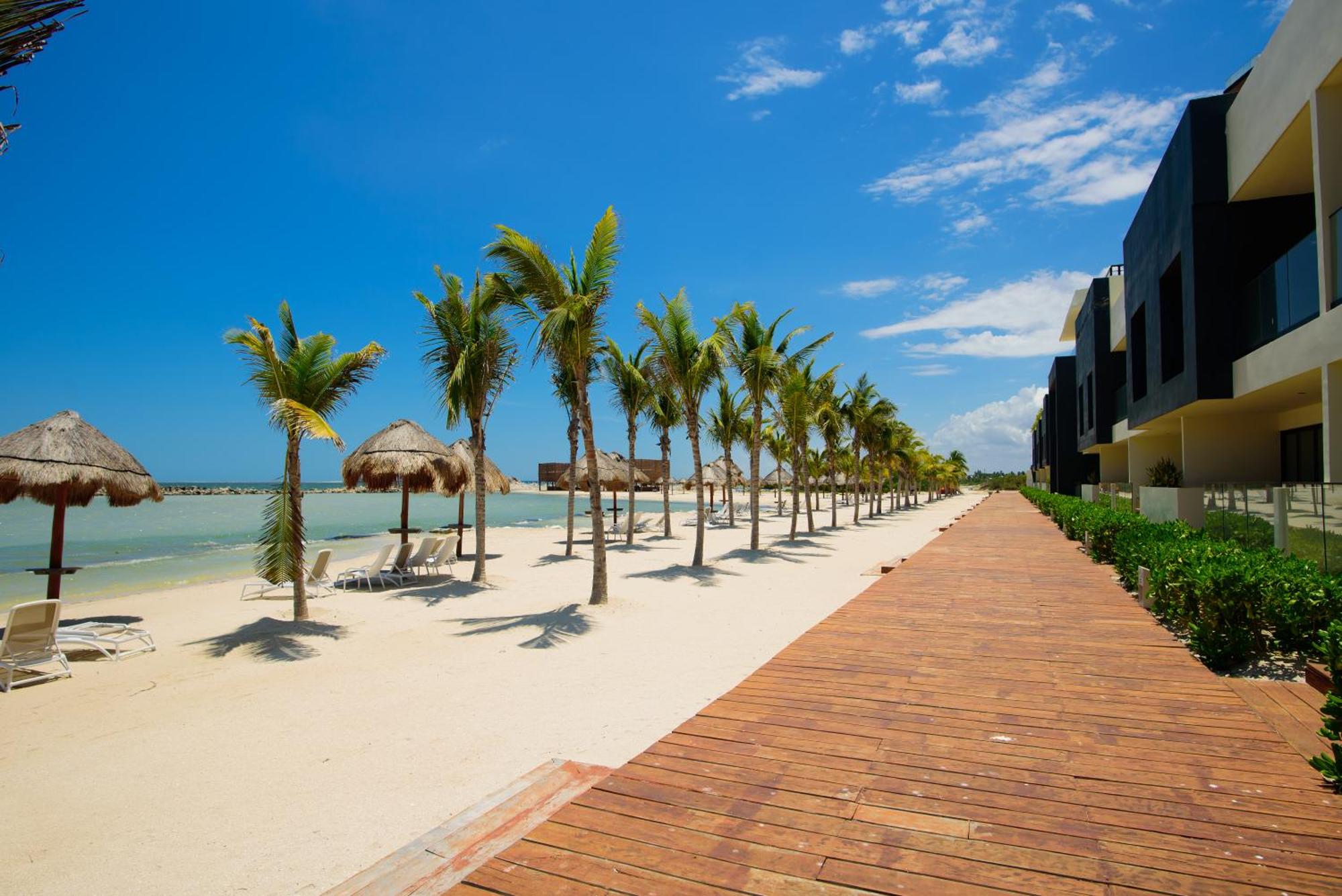 Designer decorated villa for 9 Yucalpeten Marina Beach, imagen 4