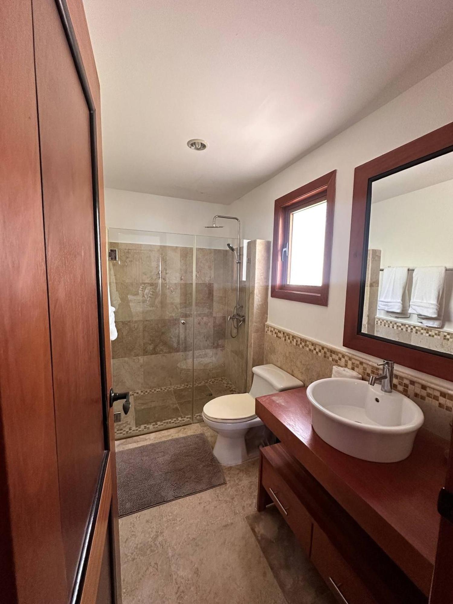 Villa with private pool and sea view in Saman, foto 10