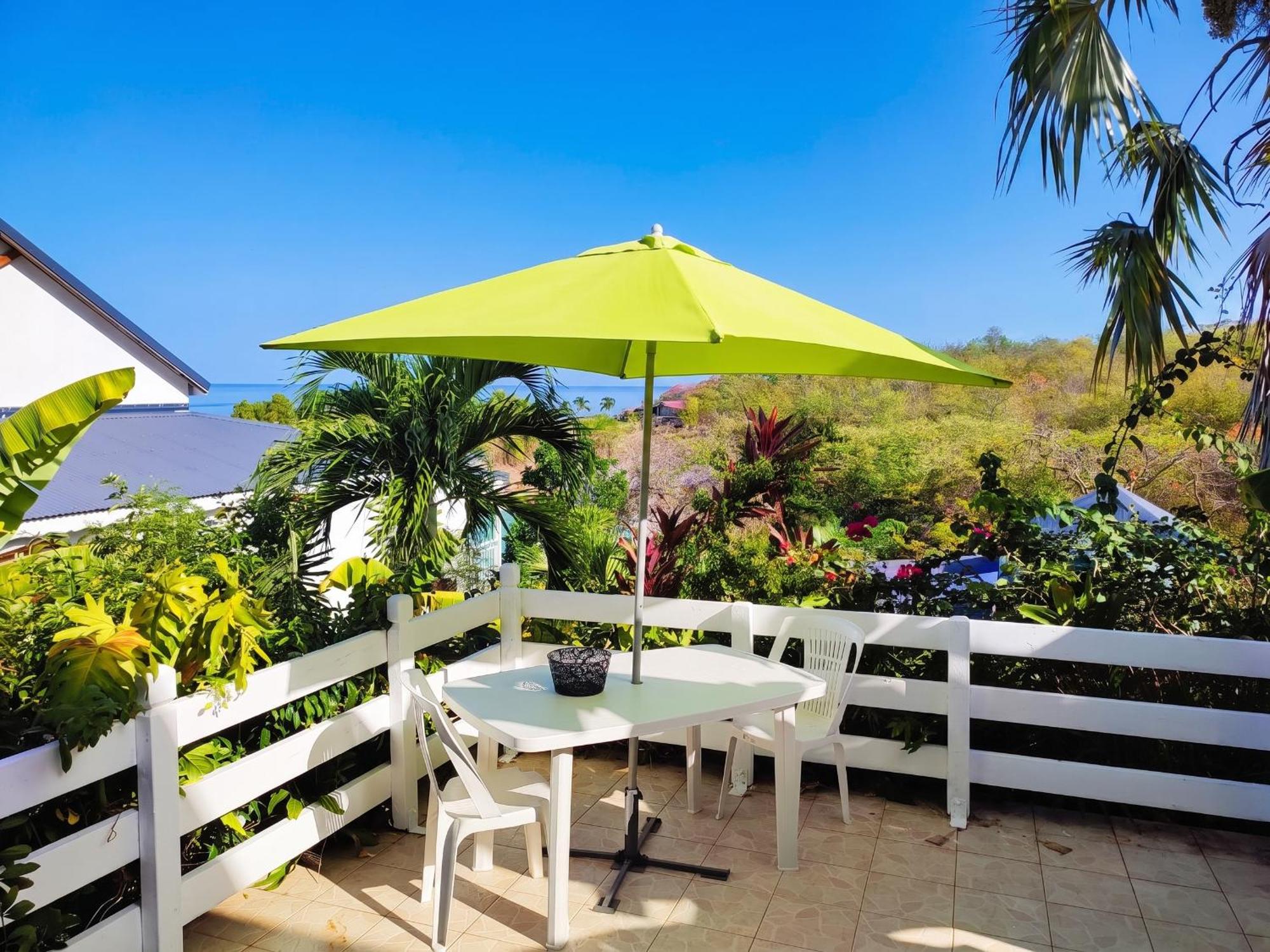 Studio agréable avec vue sur la mer à Marigot - 30 m² + Jardin.