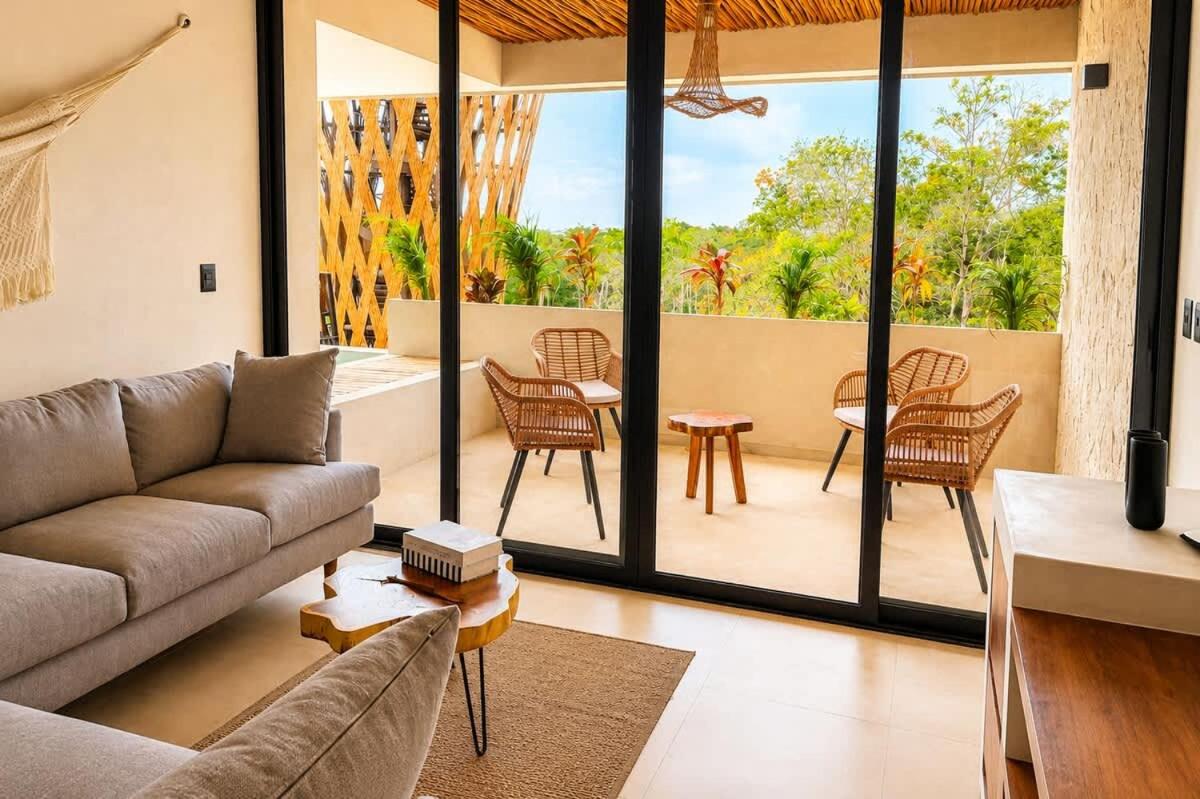Mayan View Steps from Beach & Ruins, imagen 4