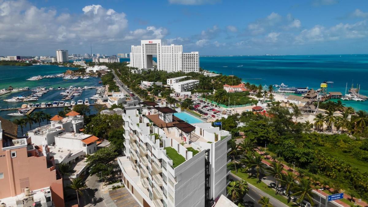 Cancun Depa Rooftop Pool & Terrace 408B, imagen 2