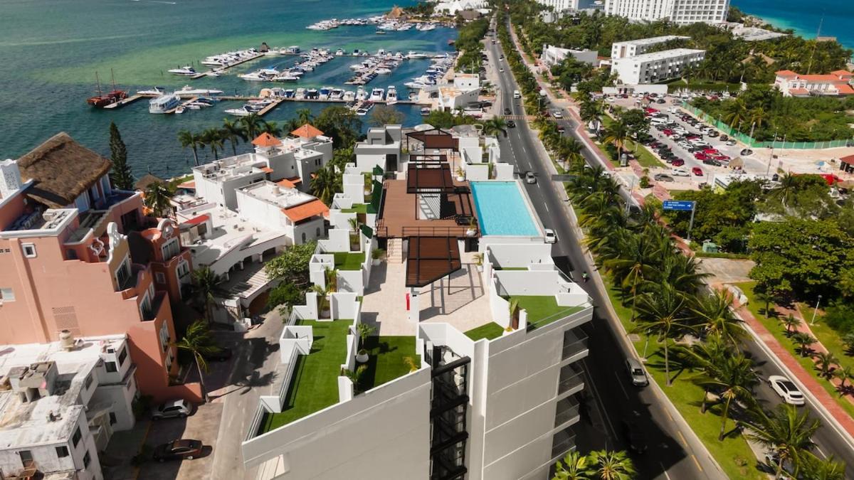 Cancun Depa Rooftop Pool & Terrace 408B, imagen 3