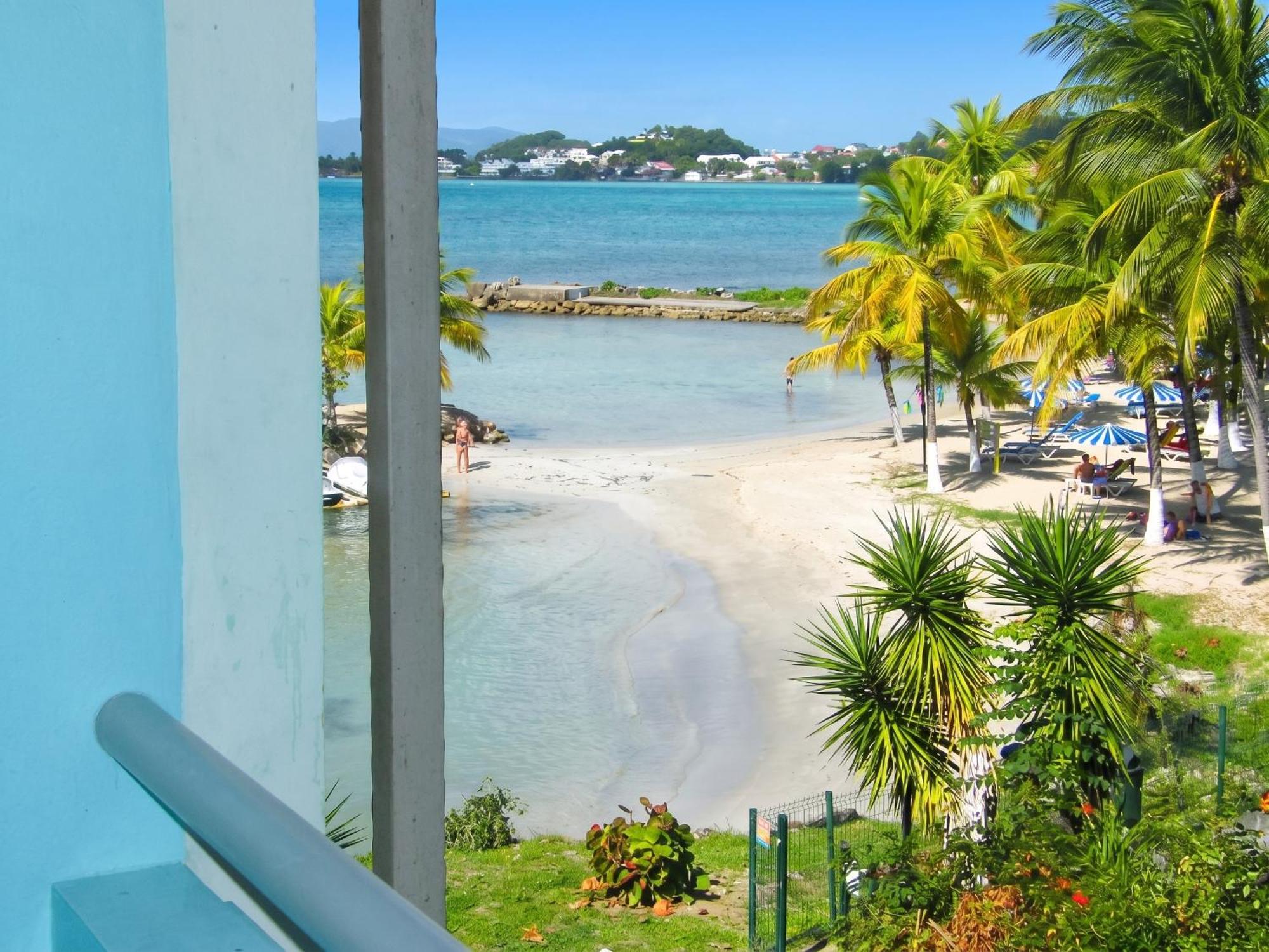 Studio charmant avec balcon vue mer à Le Gosier - 35 m²