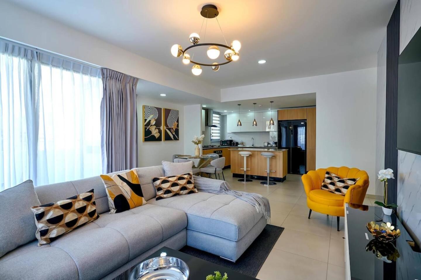 ®2BR{The~City~Center}@DTown PoolGym NearCecilip, imagen 2