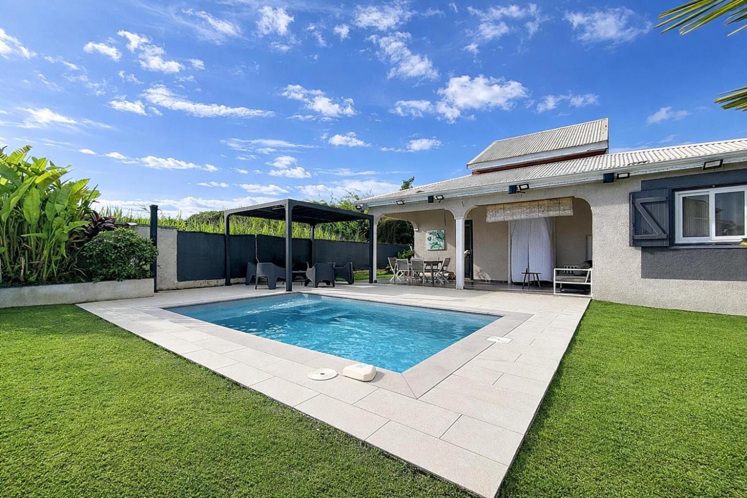 Private Villa, Castel