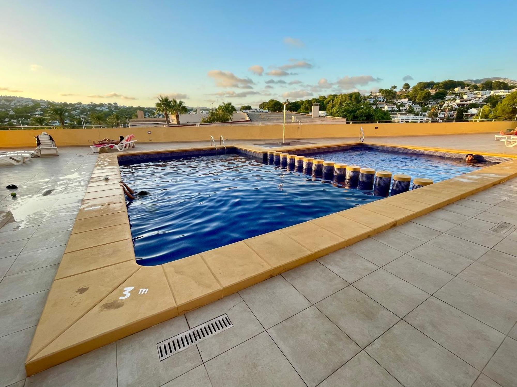 Apartamento en Moraira Centro con Piscina
