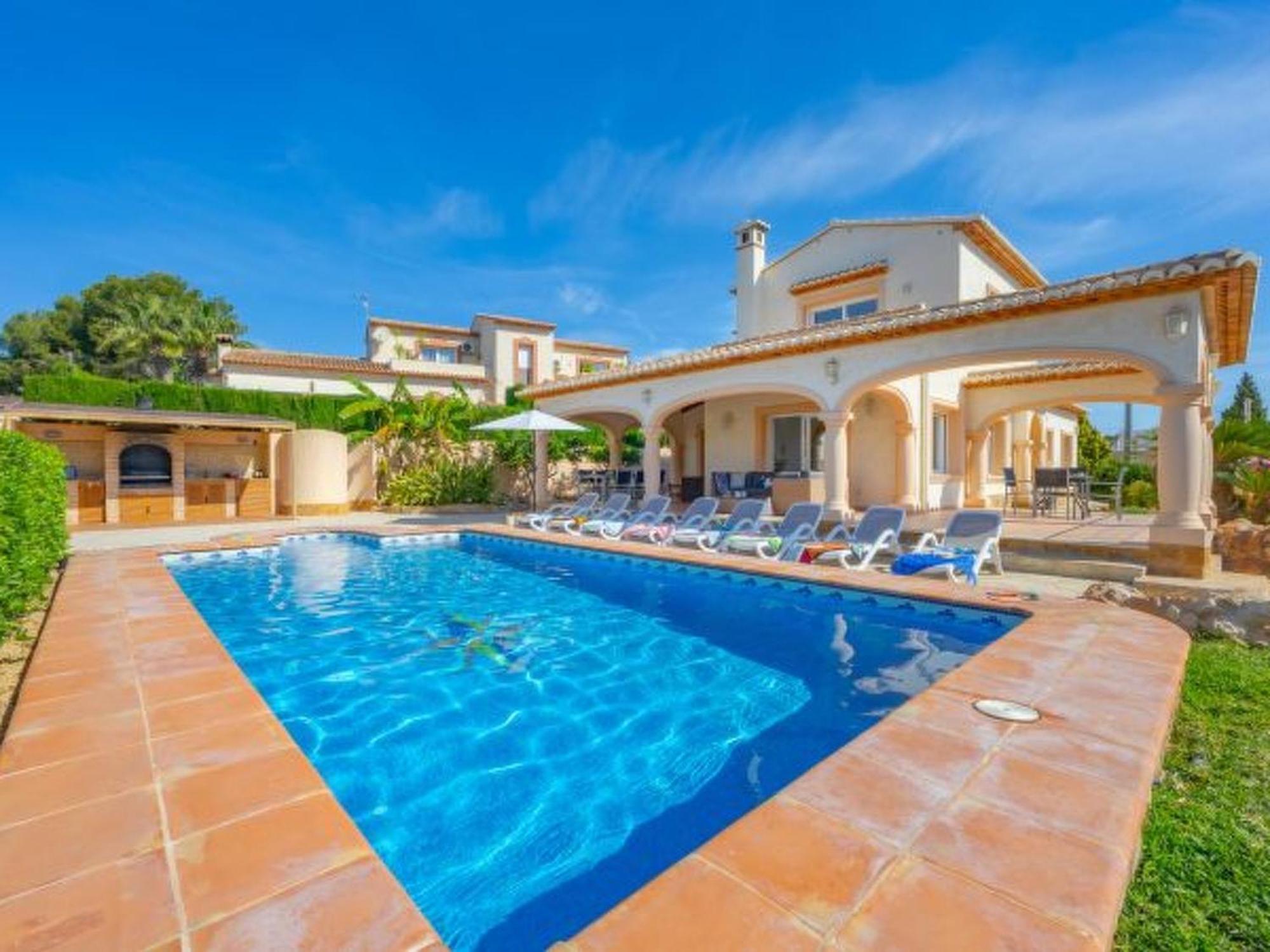 Holiday Home Villa Almendros - PlusHolidays by Interhome