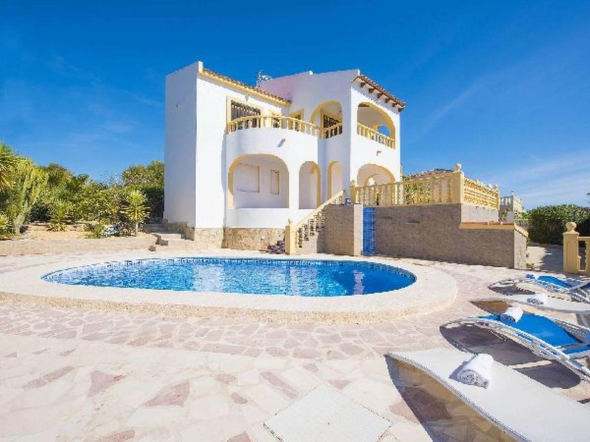 Holiday Home Villa Cactus - PlusHolidays by Interhome
