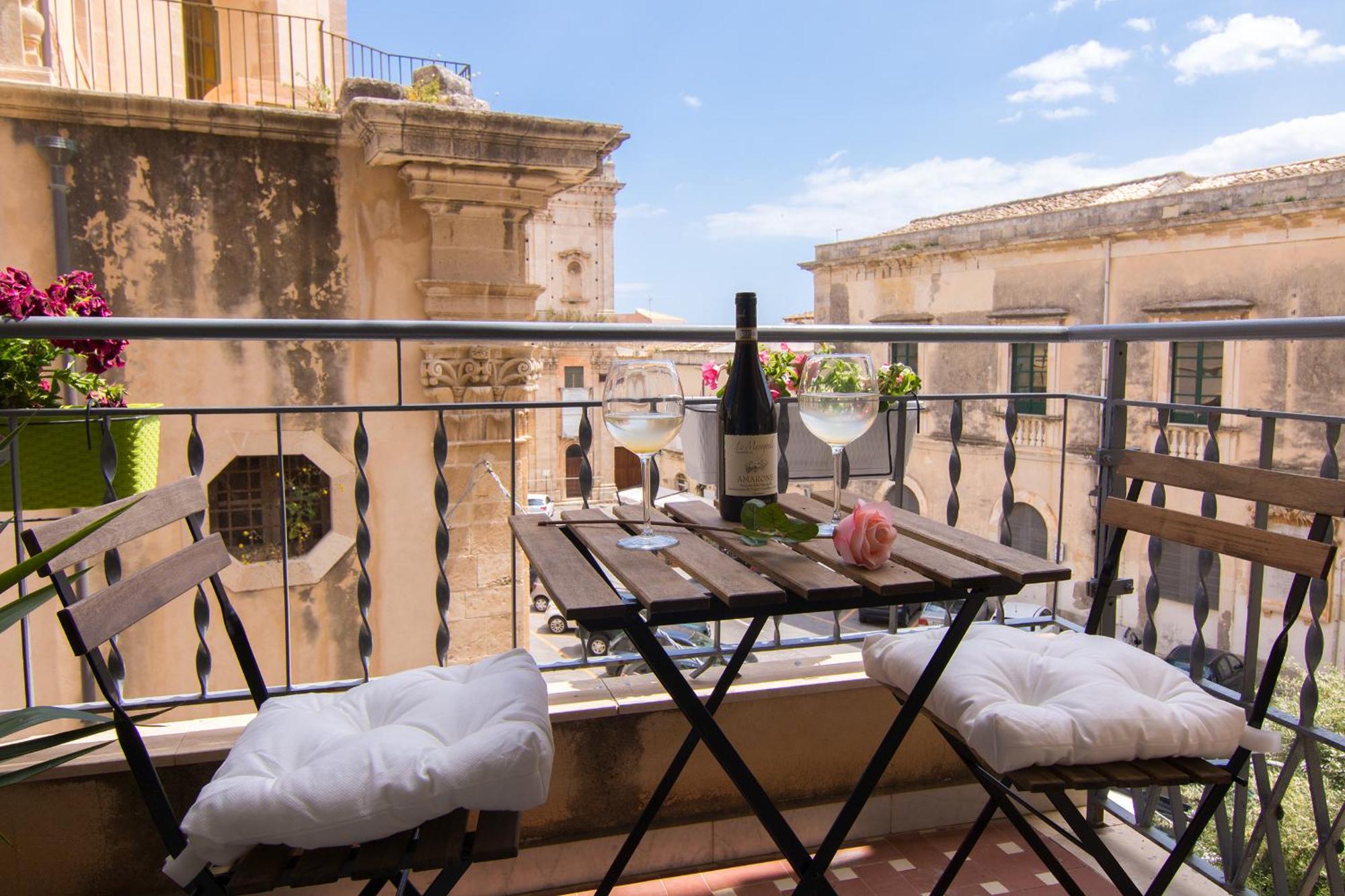 4. Maison Ortigia