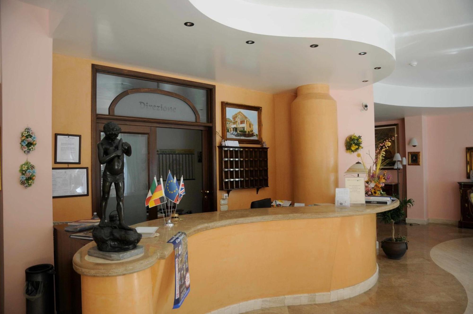 New Hotel Sonia — photo 4