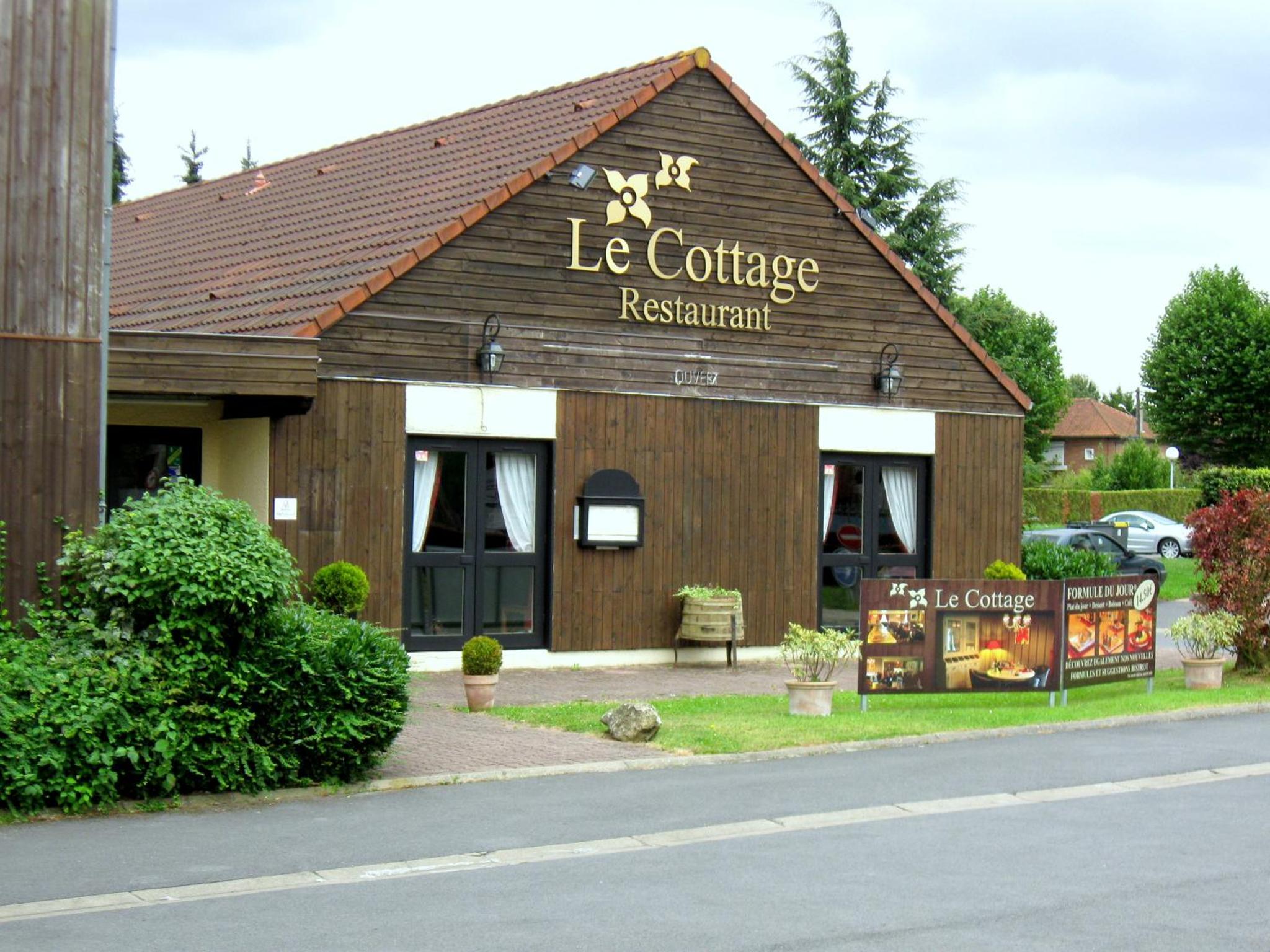 Hotel The Originals Bruay-la-Buissière Le Cottage