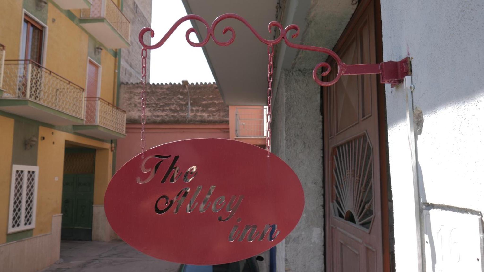 The Alley Inn