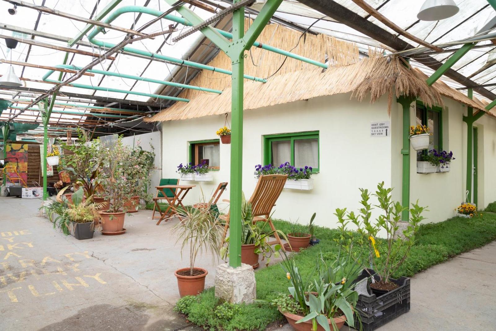 Rastlinky Sk Greenhouse Guestrooms