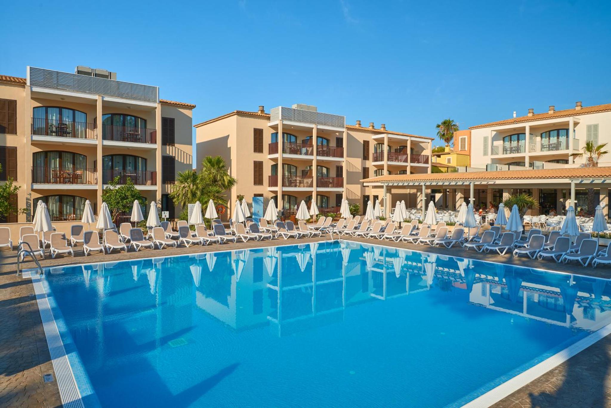 Protur Floriana Resort Aparthotel