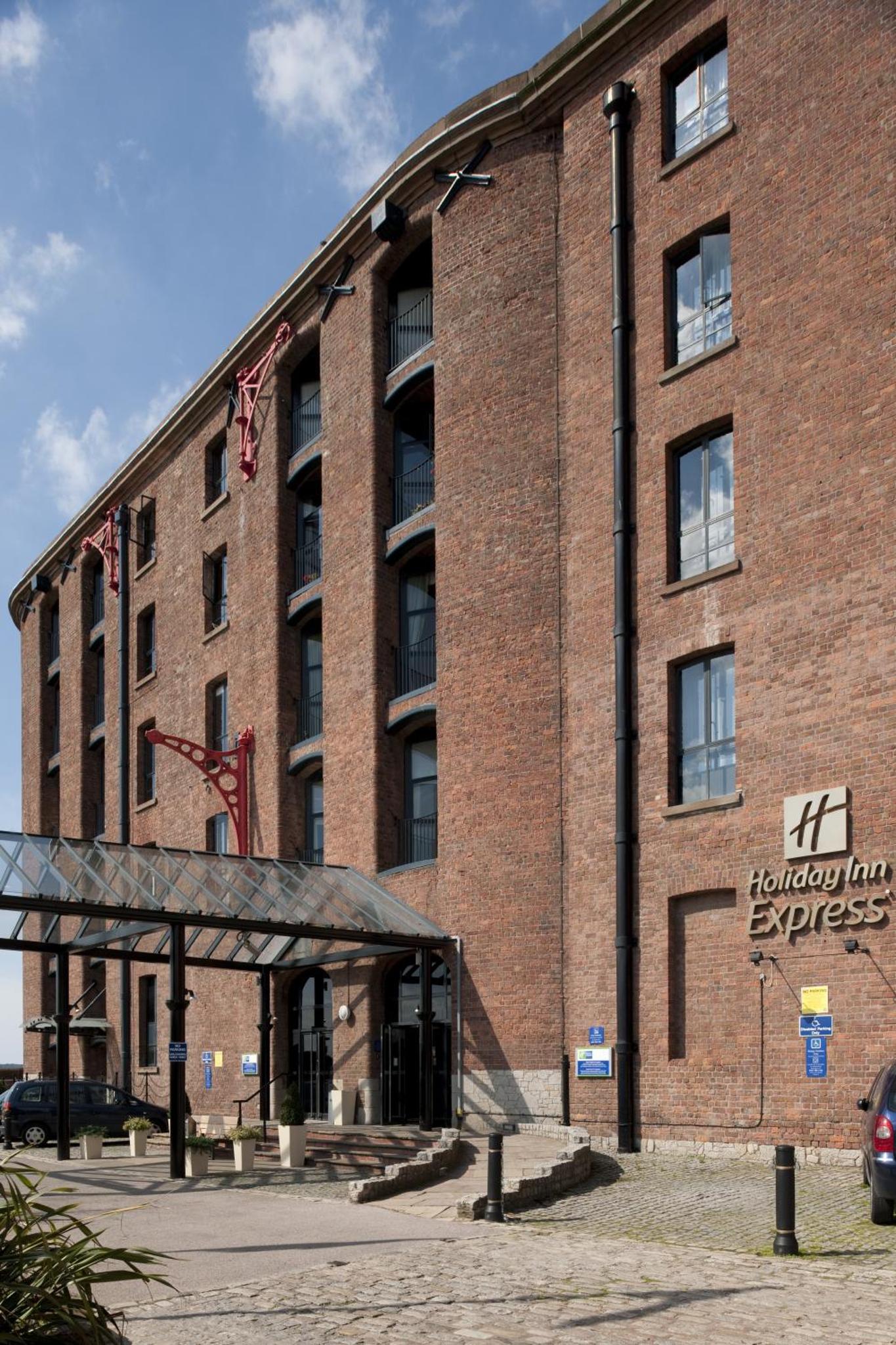 Holiday Inn Express Albert Dock