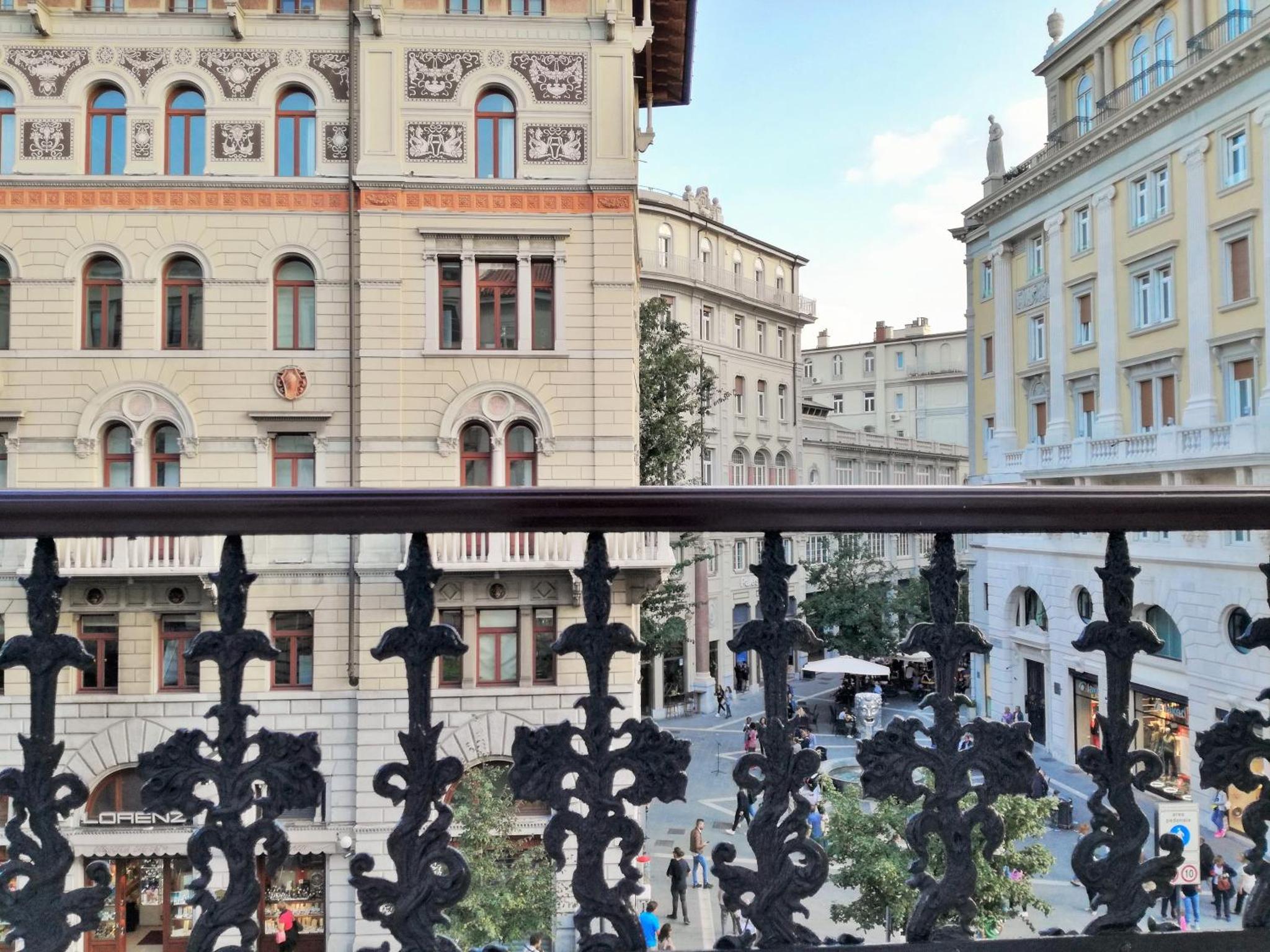 Trieste Center Rooms & Apartments