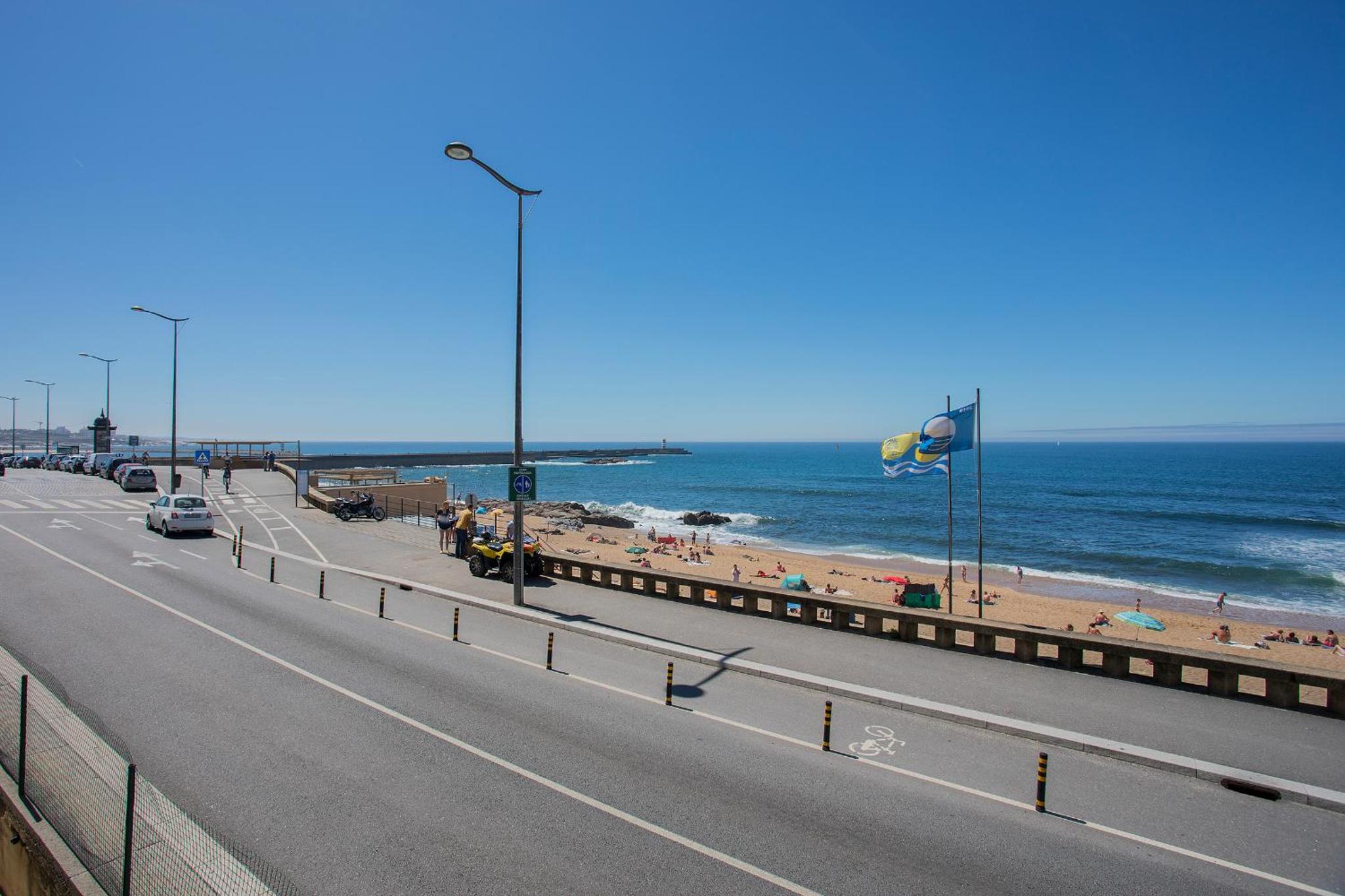 Liiiving in Porto - Luxury Beachfront Apartments