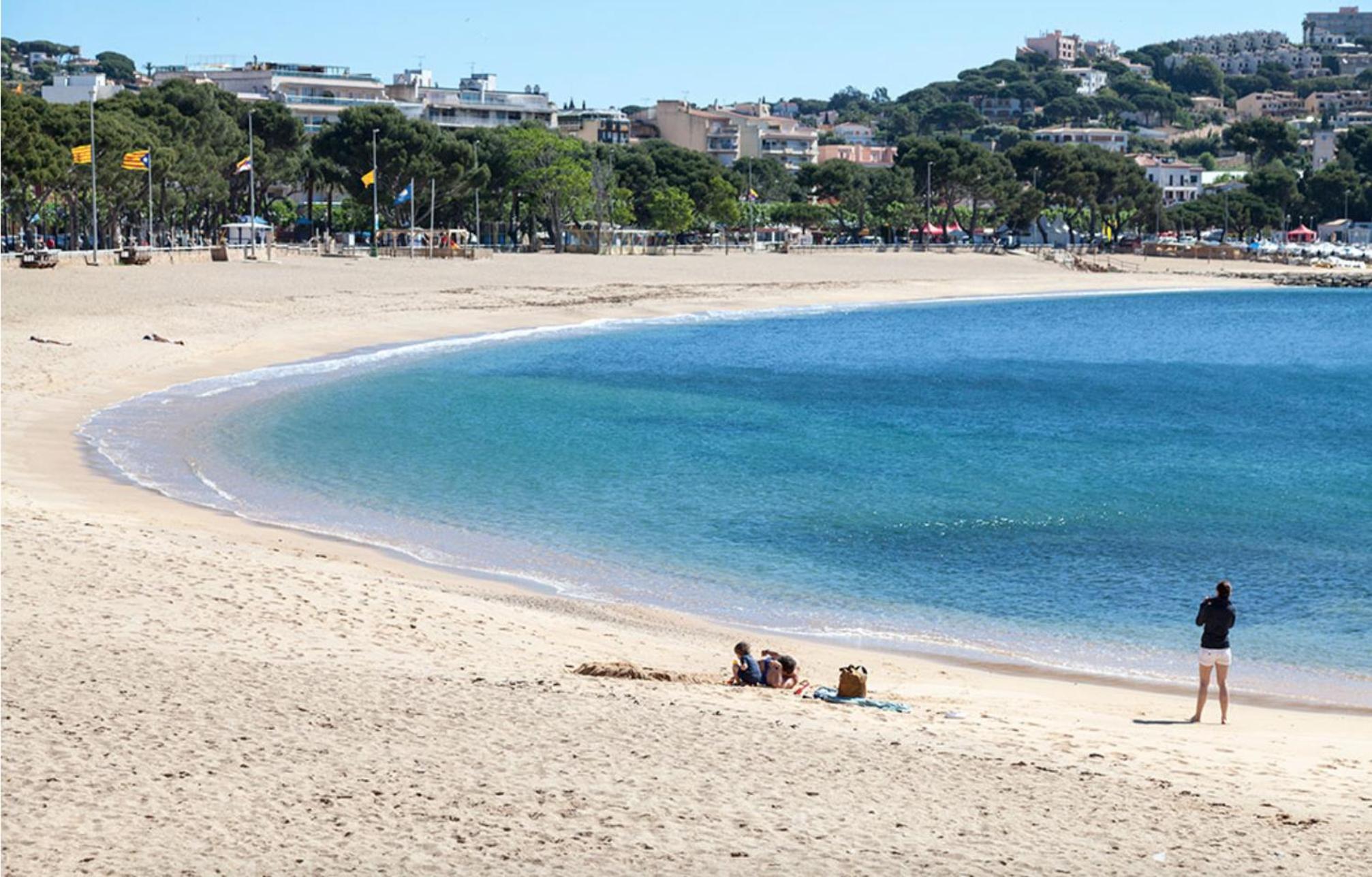 Nuevo Apartamento Moderno Elisa - a 80 metros de la playa para 5 personas