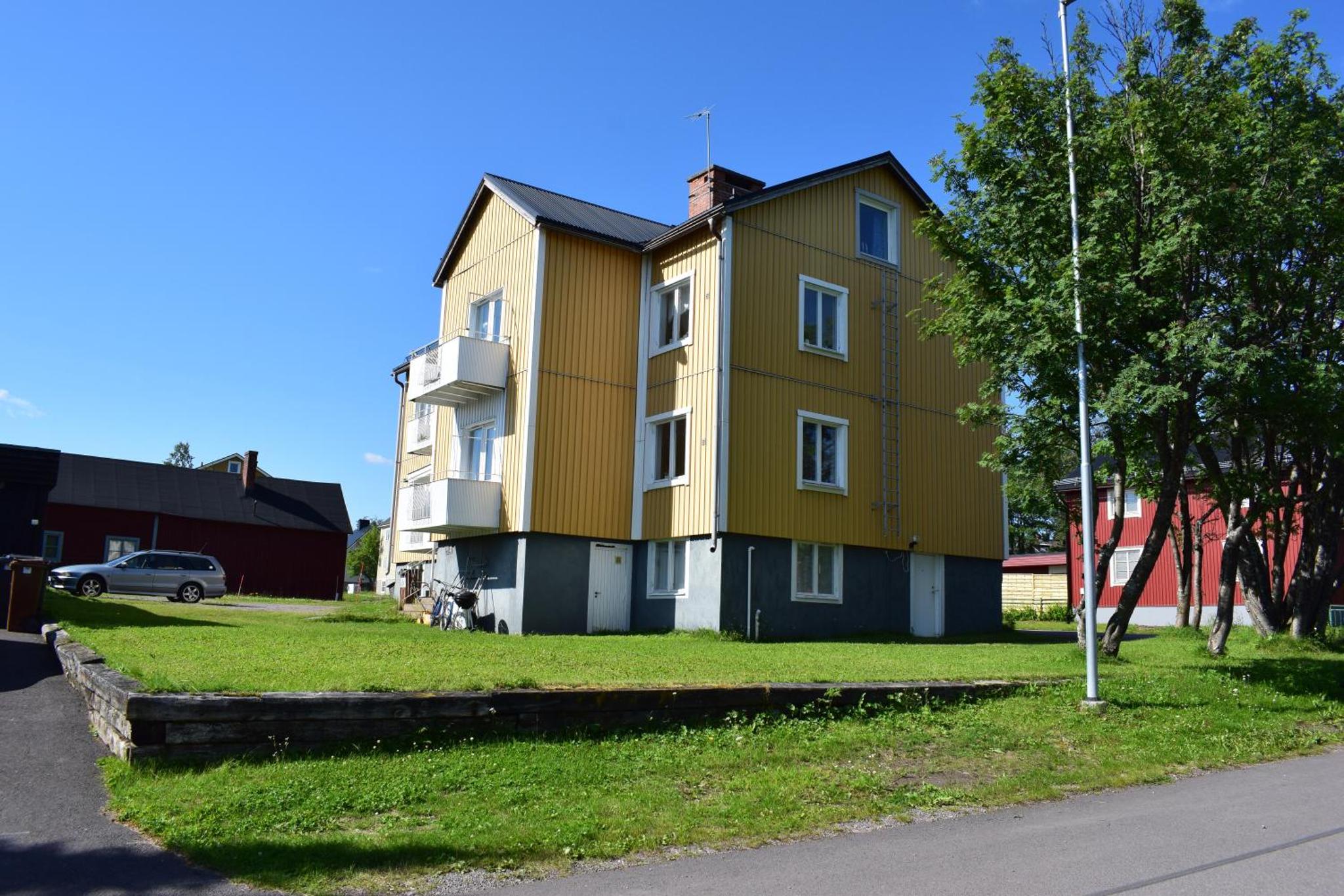 Apartment with shared bathroom in central Kiruna 2