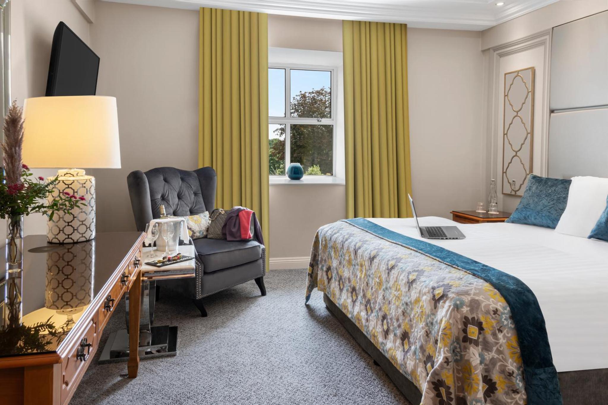 Cork's Vienna Woods Hotel & Villas