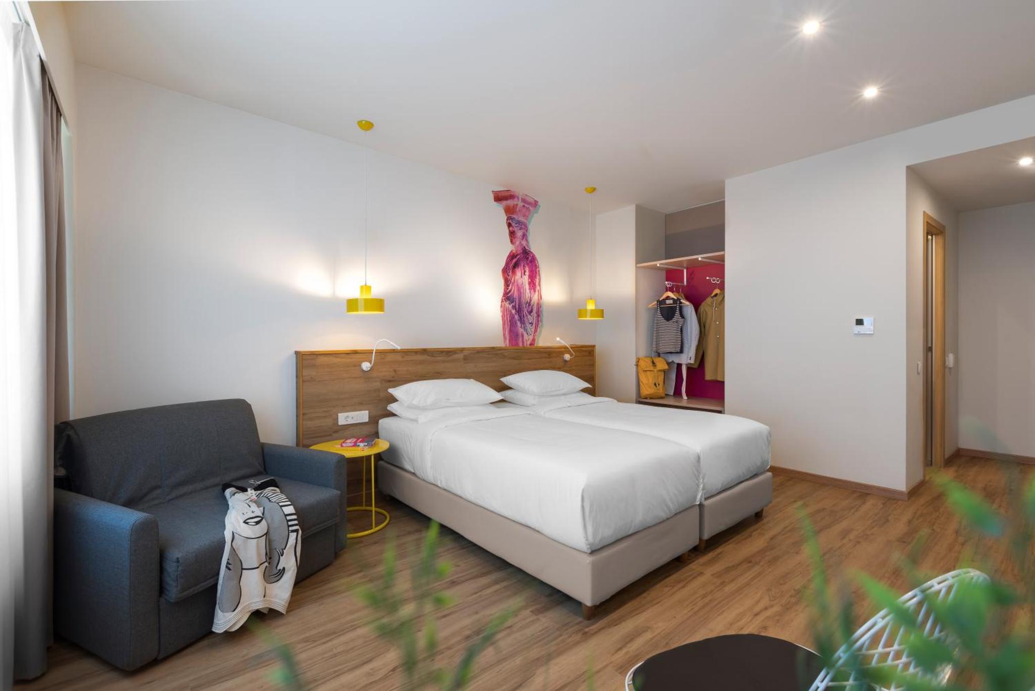 Ibis Styles Athens Routes