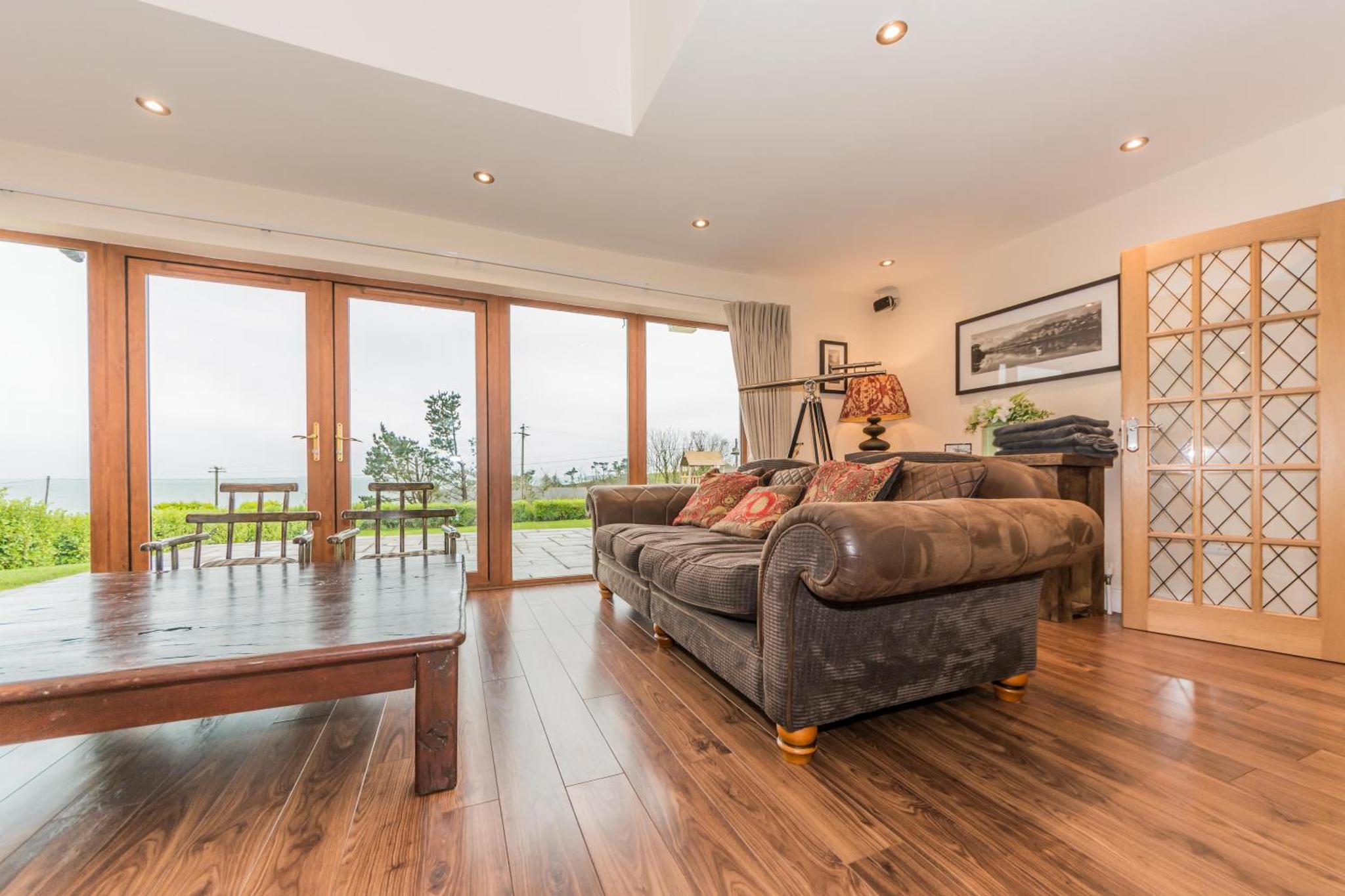 Ardkilly Ridge, Kinsale Town, Sleeps 8