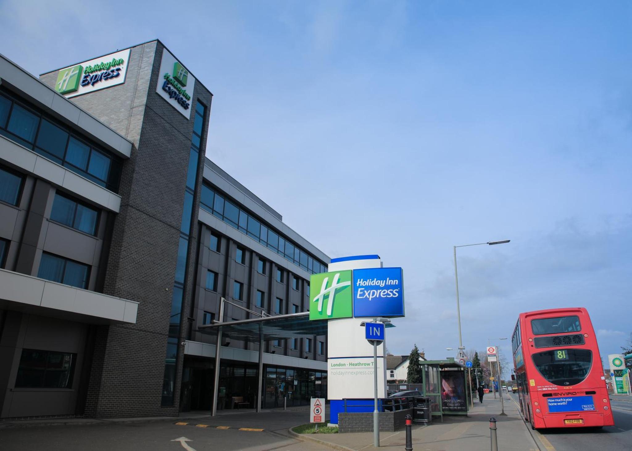 Holiday Inn Express London Heathrow T5