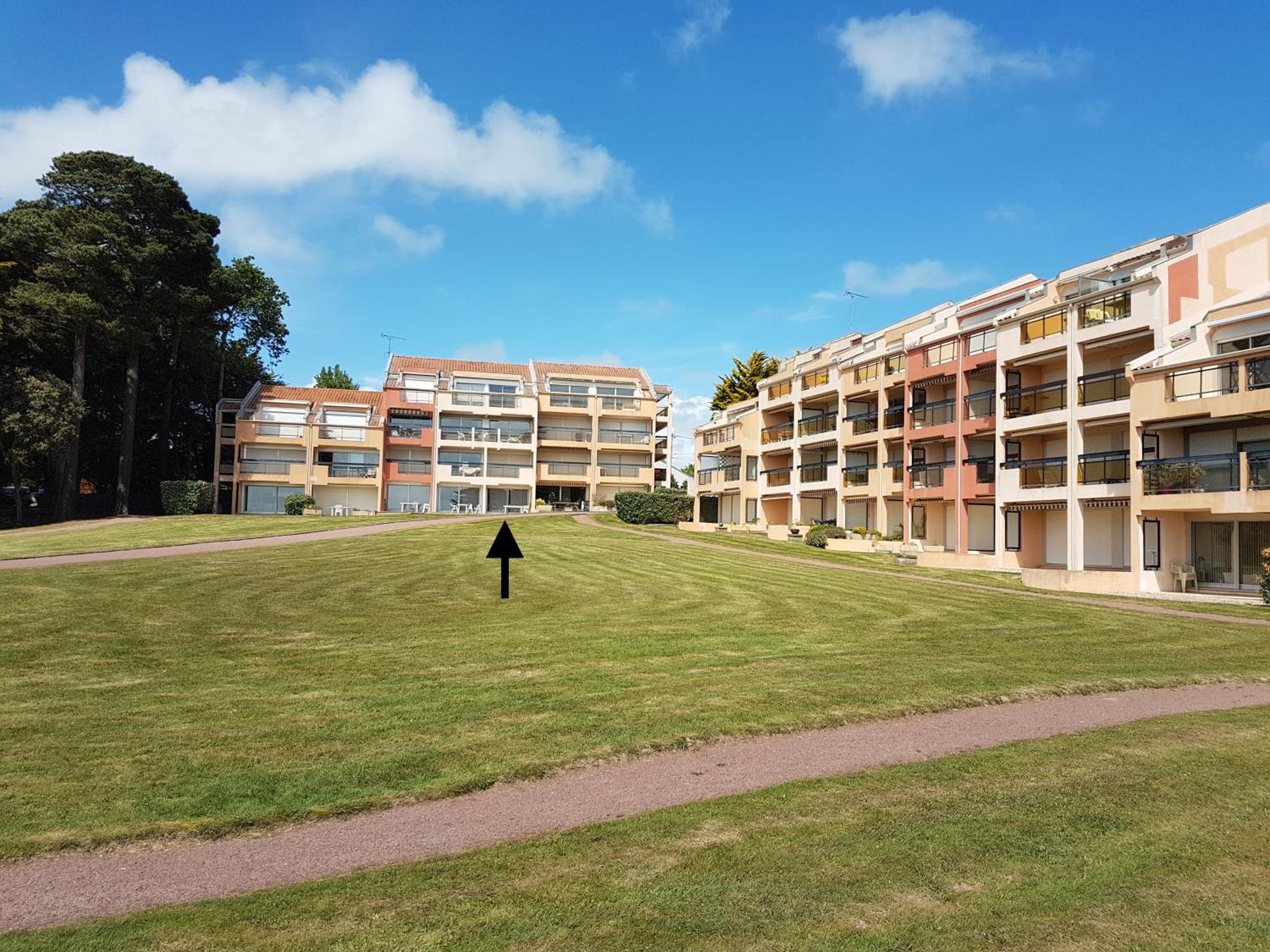 Appartement En Rdc Avec Terrasse Face a la Mer