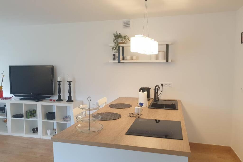 Apartament przy samym jeziorze