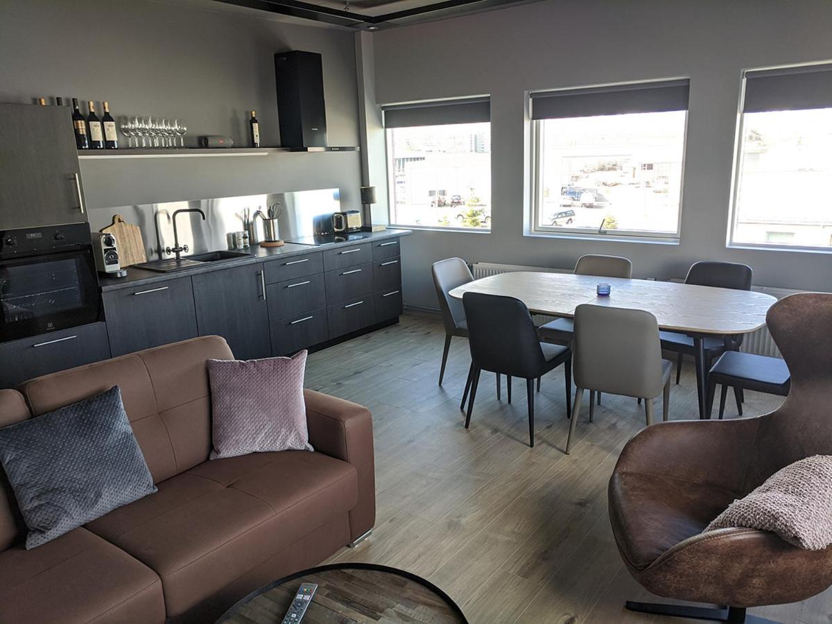 Boutique by the harbour - Apartments 207 Akureyri