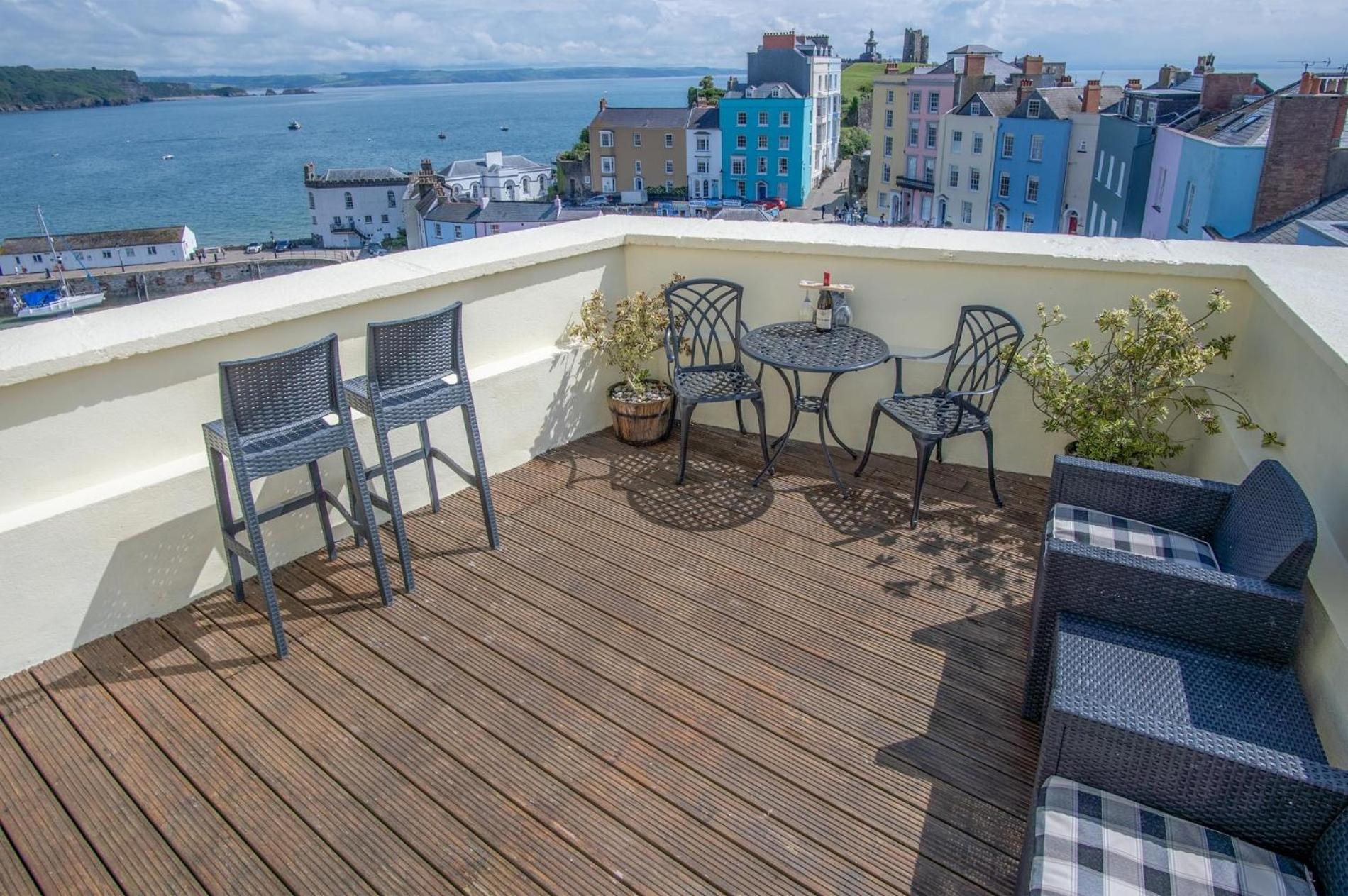 St Julians View - 1 Bedroom Apartment - Tenby