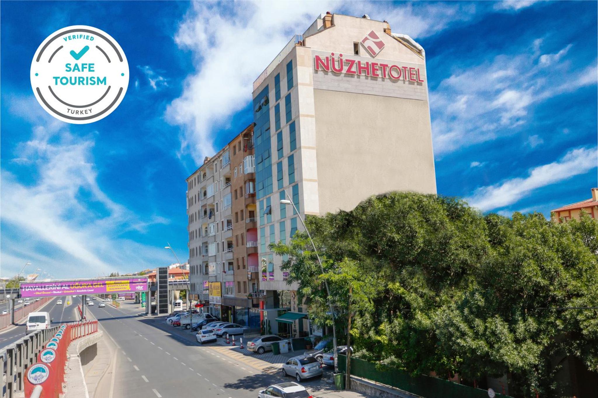 Nuzhet Hotel