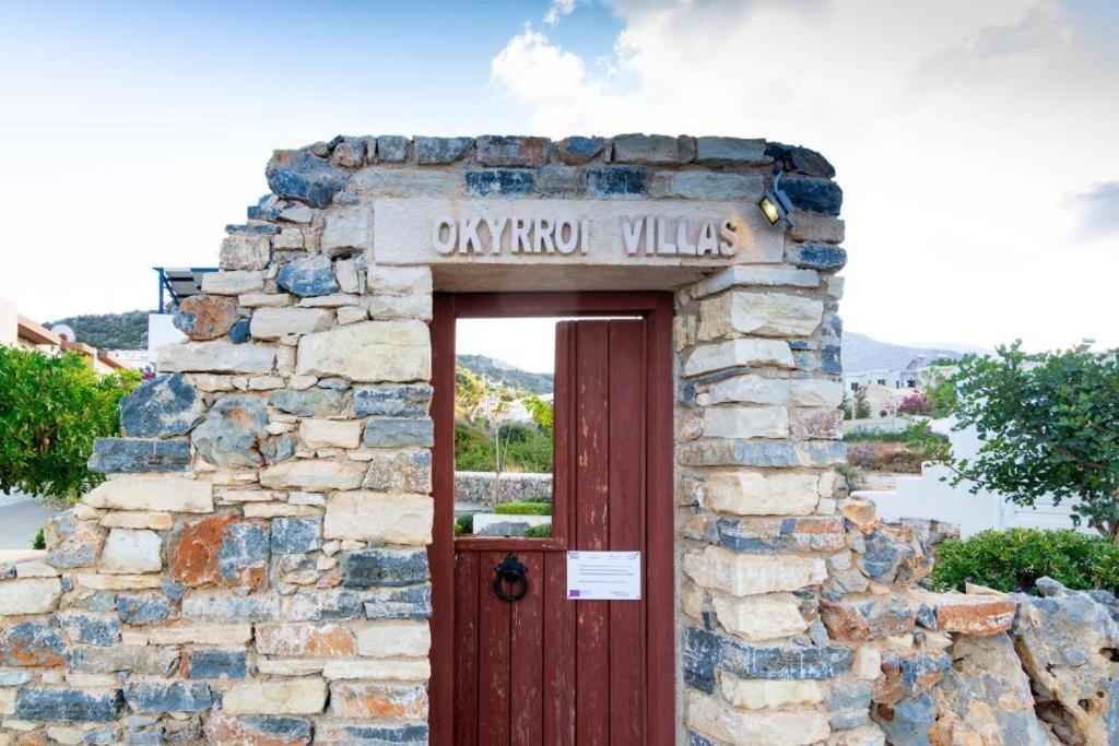 Okirroi Villas