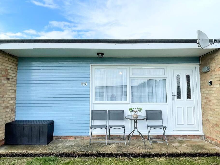 119 Hemsby Holiday Chalet, Convenient for sandy beach