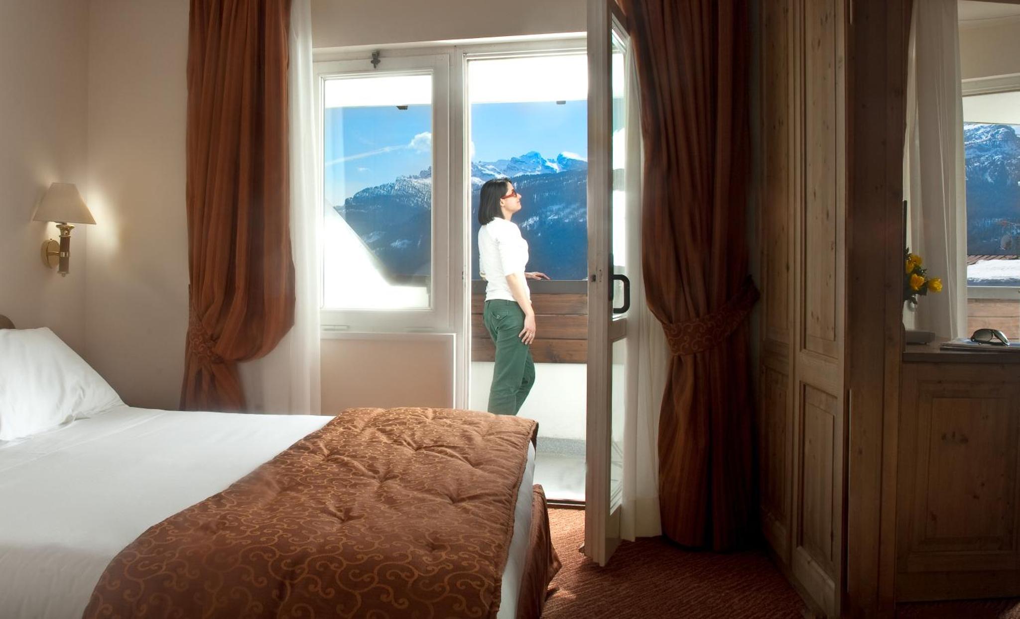 Hotel Alaska Cortina