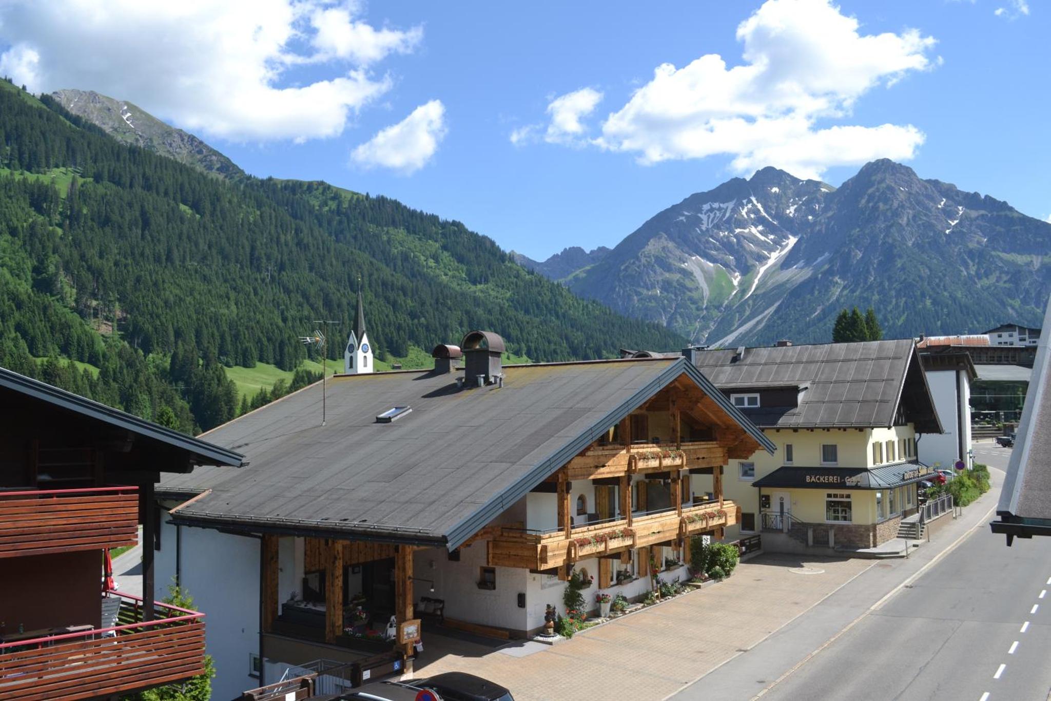 ALP-CHALET Ferienwohnungen Kleinwalsertal