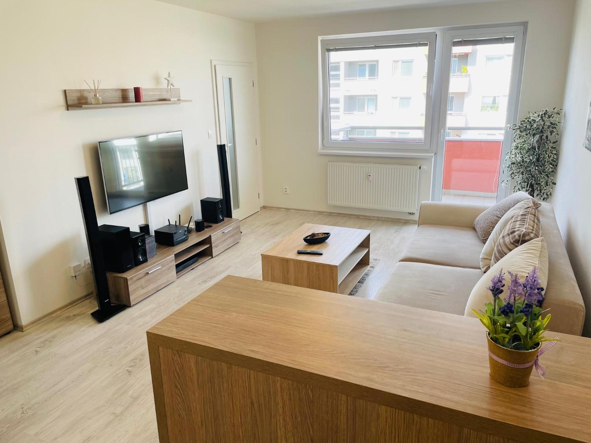 SGL apartment Liptovska with free parking