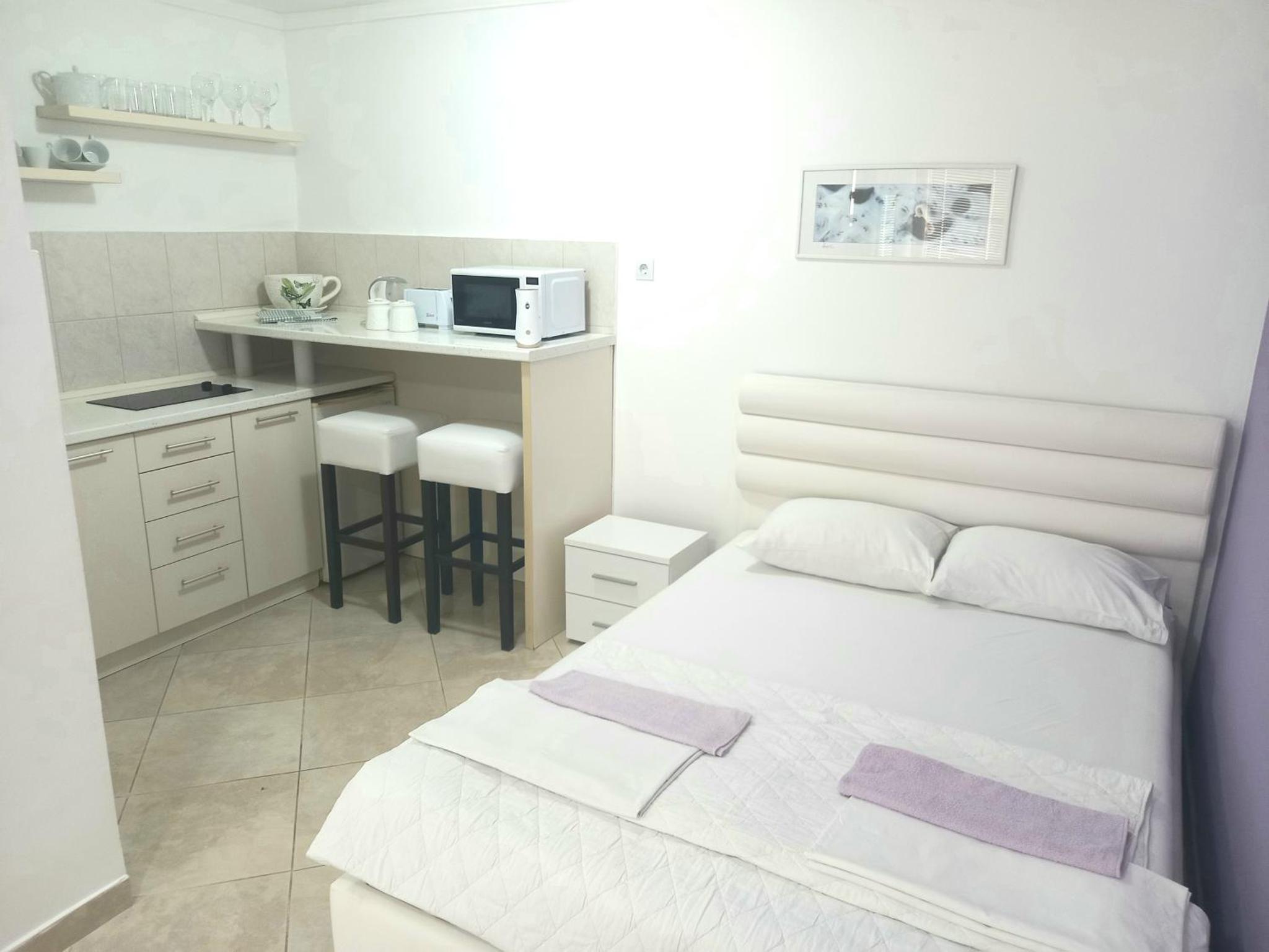 Kotor Sunrise Apartments