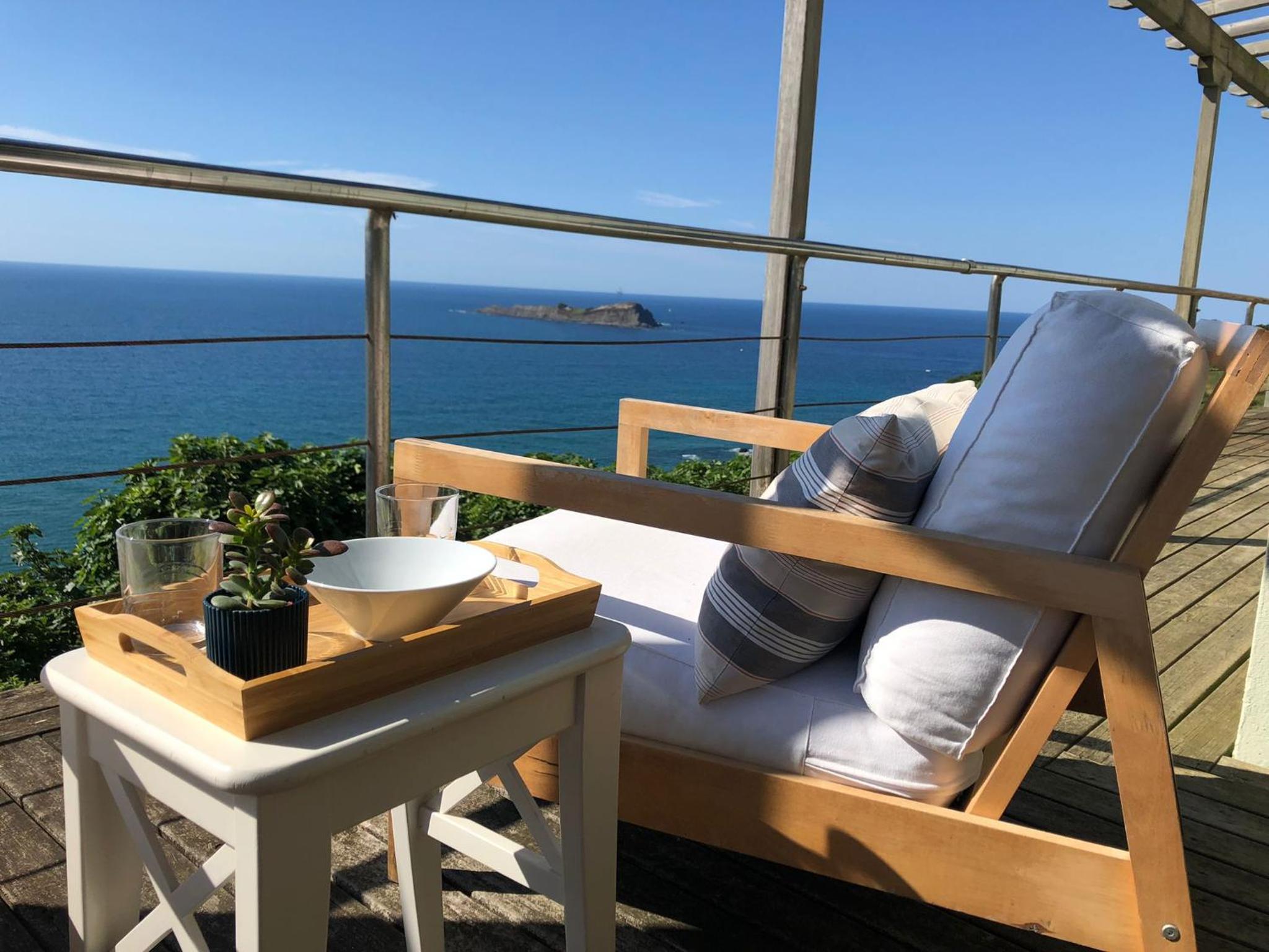 Adosado en la costa con excelentes vistas al estuario de Urdaibai