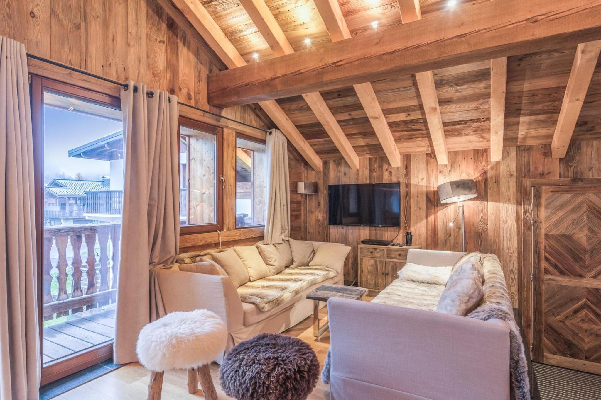 Large and familial chalet near the runs in Megève - Welkeys