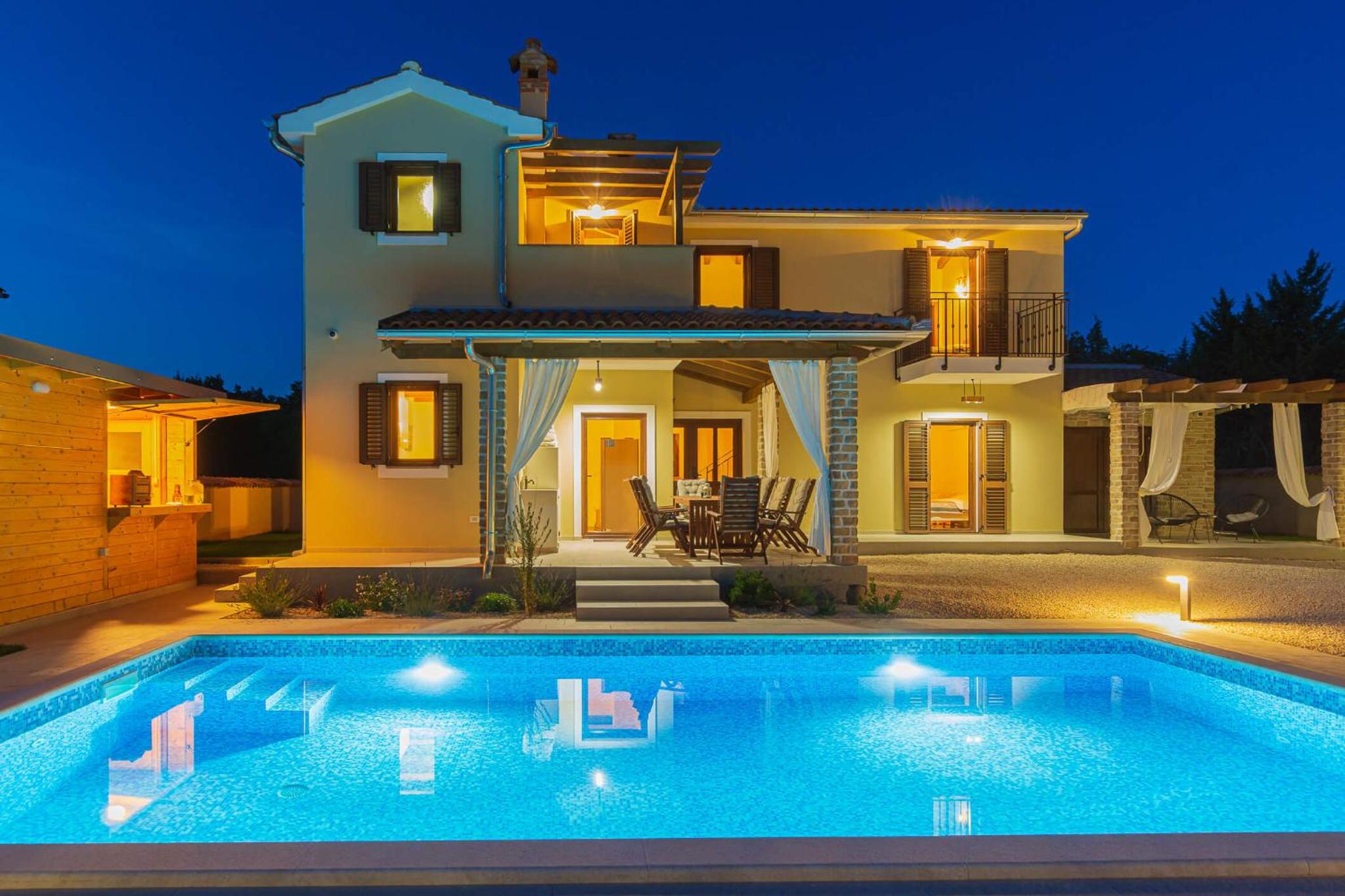 Villa David - luxurious secluded villa with a heated pool