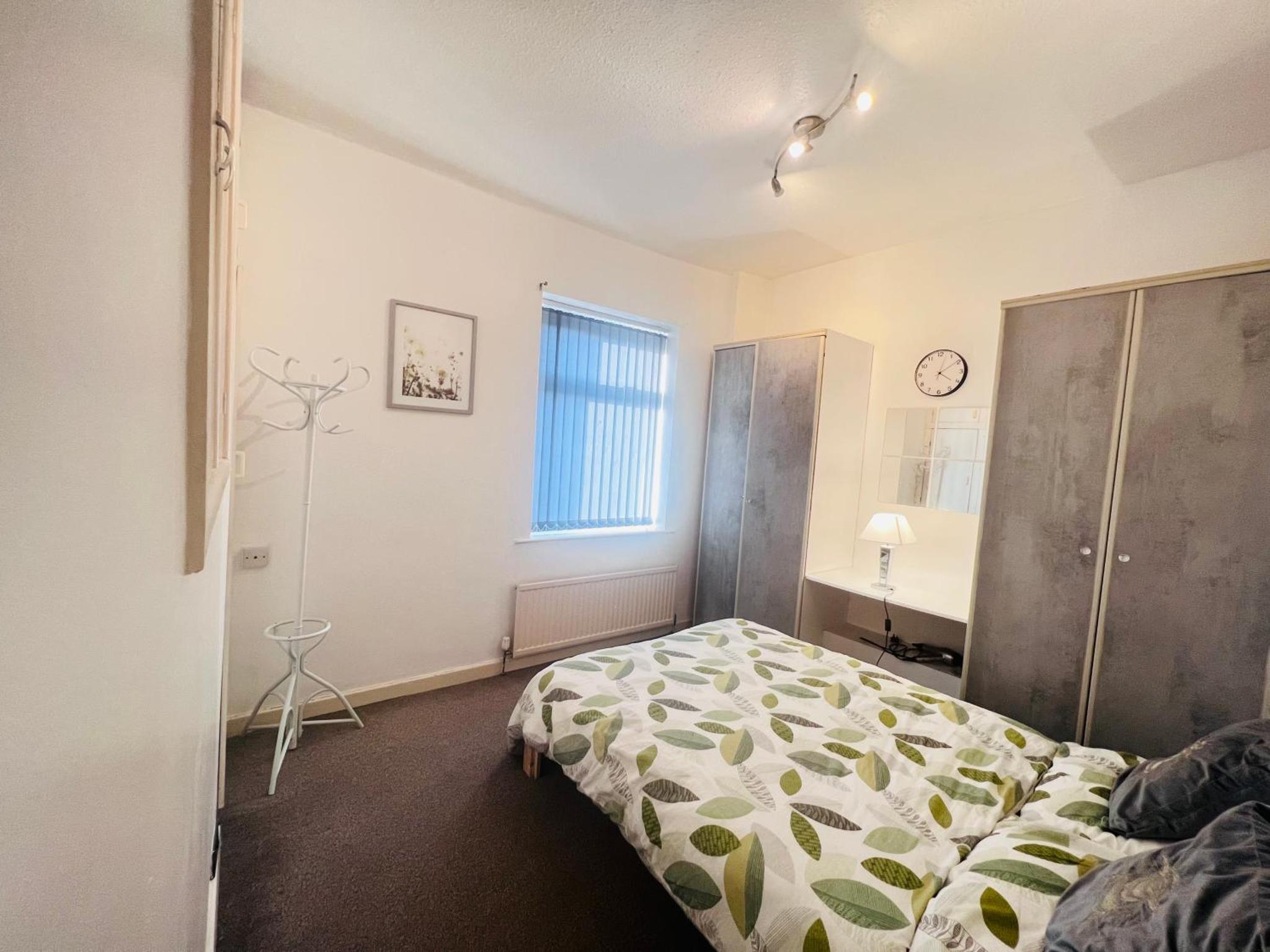 Amicable Double Bedroom in Manchester in shared house