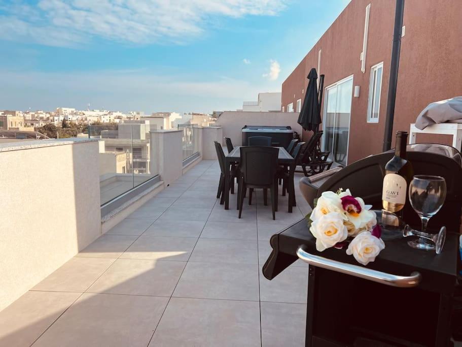 The Hazel penthouse with private jacuzzi