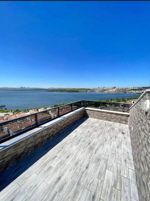 LOFT WITH SEA VIEW IN ISTANBUL