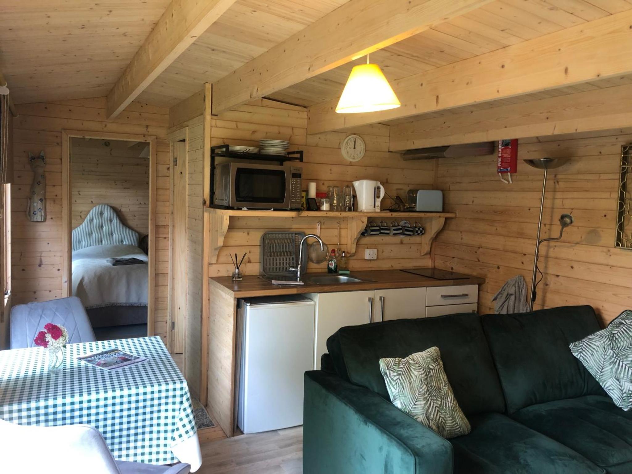 Cosy Garden Log Cabin
