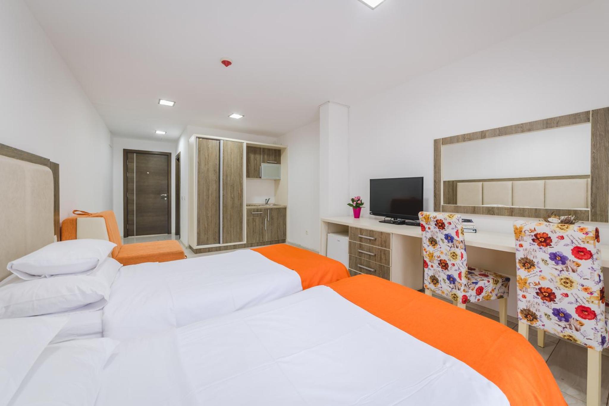 Hec Hotel Residence Milocer