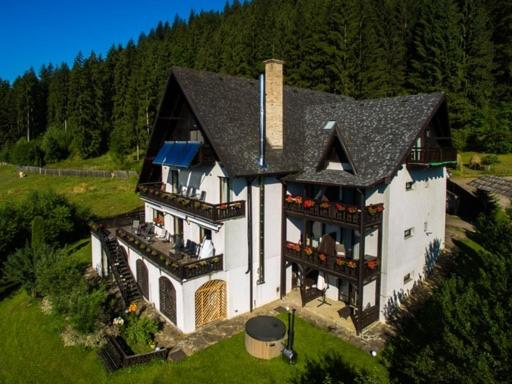 Bucovina Lodge Guest House